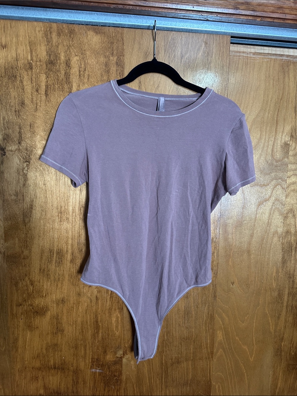 SKIMS Short-Sleeve Bodysuit in Mauve